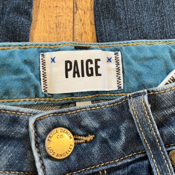Paige Jeans Skyline Skinny Carson Wash Size 26 Medium Dark Wash Everyday Classic - Picture 8 of 8